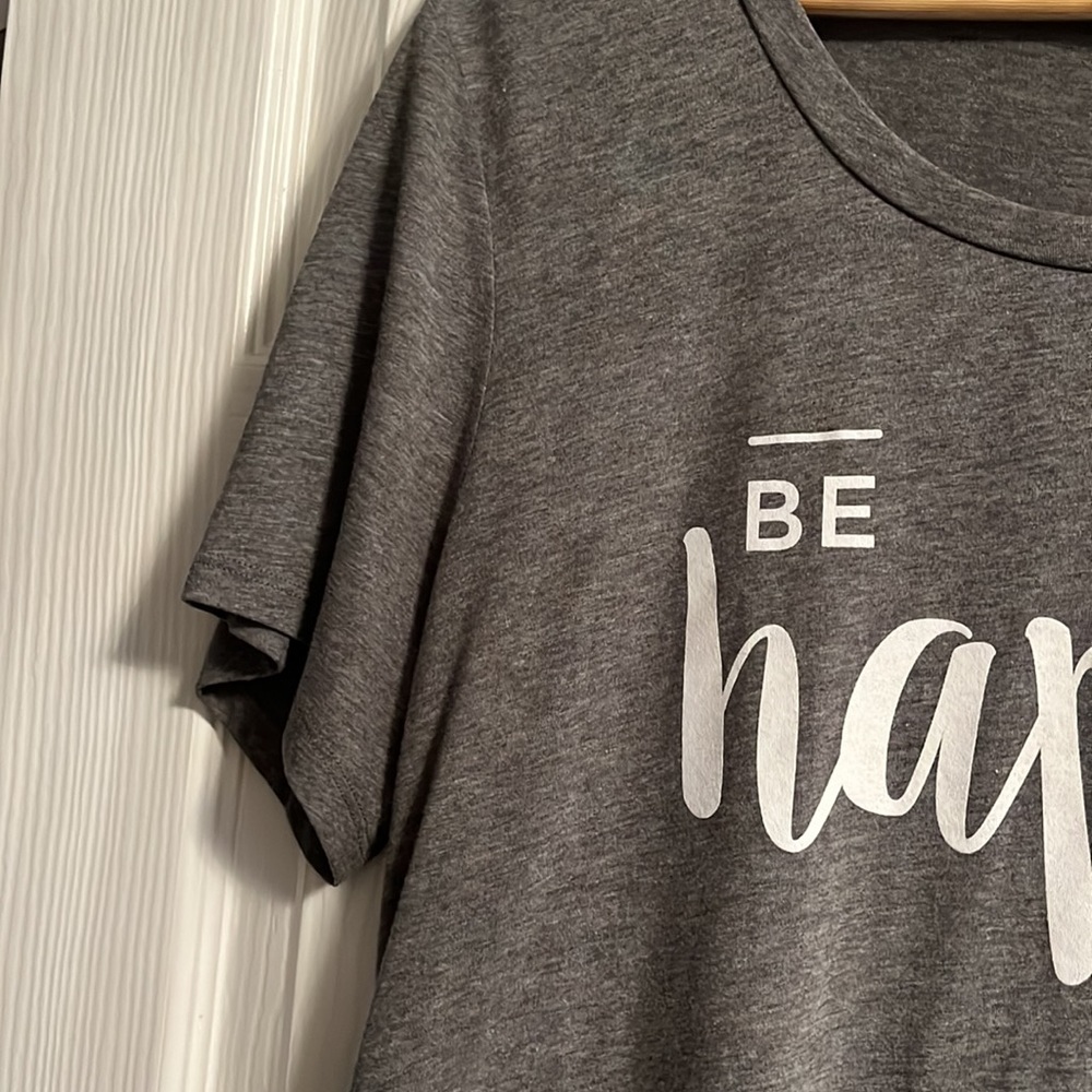 Be Happy T-shirt Women’s Size XL - Picture 5 of 7